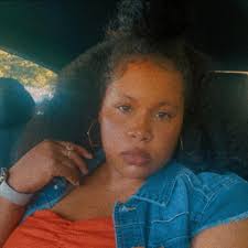 Cadeitra La'waan-Hooks Russell