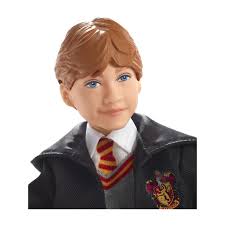 There is the boy who lived, harry potter himself. Mattel Harry Potter Und Die Kammer Des Schreckens Ron Weasley Puppe 088796170