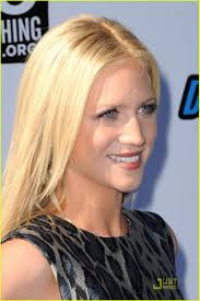 Brittany Snow & Bethany Hamilton -- Do Something Awards 2011: Photo 431696 