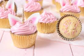 Easy cupcake frosting recipes which will turn your cupcakes into creations. So Suss Einhorn Cupcakes Mit Marshmallow Creme
