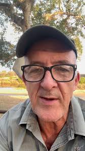 Join me tonight, Wednesday, August 7 at Exclusive Books, Hyde Park Corner,  18h00 for 18h30. I'll be joined by Prof Ray Jansen, South Africa's expert  in endangered pangolins. #pangolin