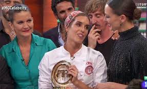 Emir'in konuşması sırasında mehmet şef'in gözleri doldu. Ona Carbonell La Pupila Del Can Roca Gana La Final Mas Barbara De Masterchef Celebrity Momentvs