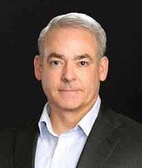 Holly Cooley's Instagram, Twitter & Facebook