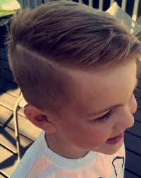 Coupe Garcon 80 Superbes Idees De Coiffure Pour Les Jeunes Messieurs Coupe De Cheveux Garcon Coiffure Enfant Coiffure Garcon