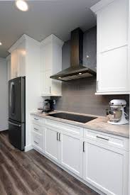 The top countries of suppliers are russian. 75 Beautiful Gray Laminate Floor Kitchen Pictures Ideas July 2021 Houzz