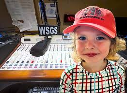 3 corgos , triple sweets🐶🐶🐶