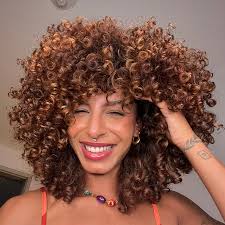 Bruna Medeiros - YouTube