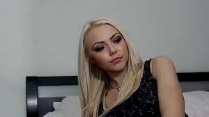 Suferind de o boala greu de invins. Ce S A Intamplat Cu Apartamentul Denisei Manelista La Doi Ani De La Moartea Artistei In LocuinÈ›Äƒ Nu Mai ExistÄƒ Nicio OglindÄƒ Foto B1 Ro