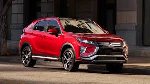 The eclipse cross has a dashboard based on the concept of a horizontal axis. 2019 Mitsbubishi Eclipse Cross Review Performance Interior And Specs Autoblog