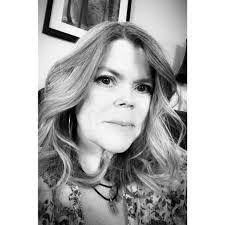 Tamra Brandt's Instagram, Twitter & Facebook