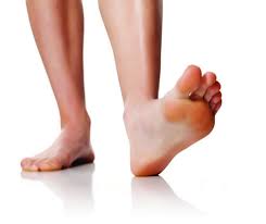 Heel pain can range from mild to disabling. Understand The Relationship Between Low Back Pain And The Feet