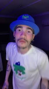 Wanie Musiek: Tough Love en Liefde in een Volledige Song