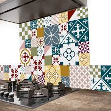 Crédence en verre, en inox, ou en stratifié. Credence De Cuisine Adhesive En Aluminium Carreaux De Ciment Multicolores 99 Deco