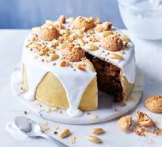 The elves are still getting our christmas shop ready, but don't get your tinsel in a tangle, check out our latest collections. 11 Christmas Cake Decoration Ideas Bbc Good Food
