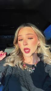 Alyson Faith's Instagram, Twitter & Facebook