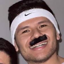 Ulises Lezama's Instagram, Twitter & Facebook