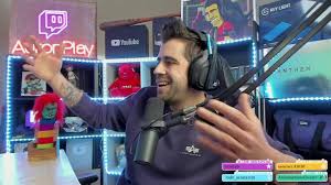 Auronplay follow me on facebook. Han Dejado De Ser Amigos Auronplay Y Reborn Movistar Esports