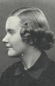 Ella Dietrich's Instagram, Twitter & Facebook