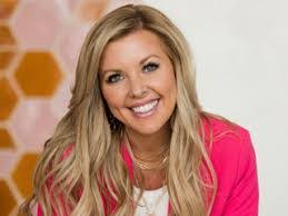 Alyssa Santangelo's Instagram, Twitter & Facebook