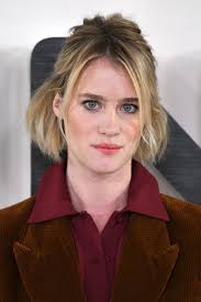 Mackenzie davis, star of terminator: Mackenzie Davis Terminator Dark Fate Photocall In London Celebmafia
