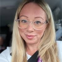 161000+ "*lindsey" profiles