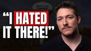 Tim Blount interviews DG Melvin