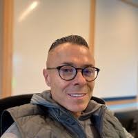 1700+ "Mósca" profiles