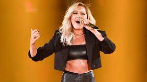 Helene fischer nick carter backstreet boys medley live die helene fischer show 2019 youtube in 2021. Helene Fischer Live Auftritt Im Fruhjahr 2021 Bestatigt