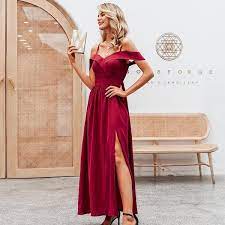 Un nouvel air de pureté et de délicatesse se dégage de cette rafraîchissante robe bohème. Robe Boheme Demoiselle D Honneur M Buze Boheme