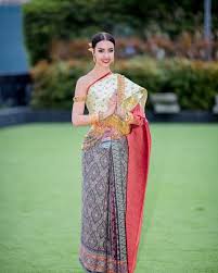 Miss universe thailand 2020 the official account | twuko. Pecinta Kontes Kecantikan On Twitter Look Miss Universe Thailand 2020 Amanda Obdam In Thai Traditional Dress Photographed By Biggyphoto Missuniverse Https T Co Vc56kgbfyd