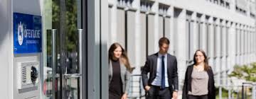 Die öffentliche versicherung braunschweig besteht aus zwei versicherungsunternehmen in der rechtsform einer anstalt des öffentlichen rechts, der öffentlichen sachversicherung braunschweig und der öffentlichen lebensversicherung braunschweig. Offentliche Offentliche Versicherung Braunschweig