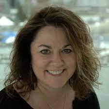 Therese Pringle's Instagram, Twitter & Facebook