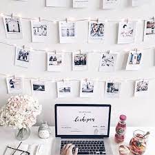 diy polaroid photo wall fotocollage ideeen polaroid muur polaroid ideeen