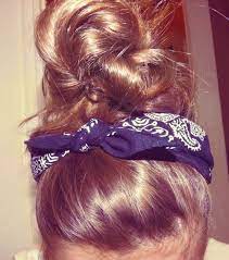 Country Girl Styled Top Knot Okay Need To Figure Out How To Do This Hair Beauty Hair Styles Long Hair Styles