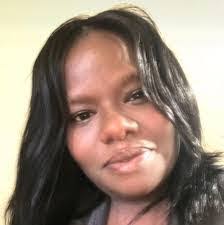 Katrina Moffitt's Instagram, Twitter & Facebook