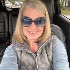 Jon Dillon (@JonDill10034203)