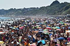 Bournemouth is a seaside resort town in the county of dorset on the south coast of england. Did Bournemouth Beach Crowds Spread Coronavirus Bbc News