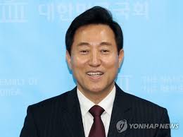 LEAD) Oh Se-hoon chosen to become unified opposition candidate for Seoul  mayor