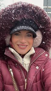 To appreciate the beauty of a snowflake, it is necessary to stand out in  the cold 🇱🇻❤️🍾❄️