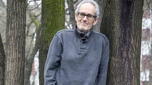 The algorithmic style you always wanted. Szasz Janos Furcsa Figurak Kozott Nottem Fel Meglepetes