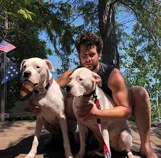 Born in the us state of michigan and raised in quebec, canada, steven crowder really had nothing going for him until he turned twelve. Facebook