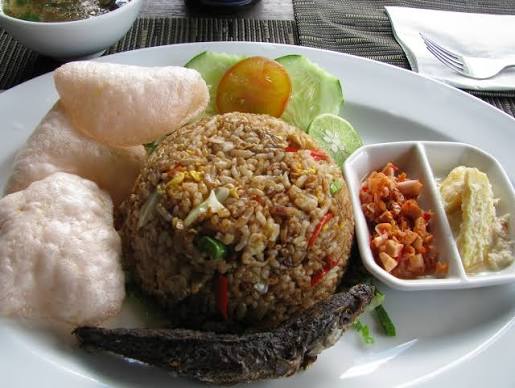 Nasi goreng (Nusantara) - Wikipedia bahasa Indonesia, ensiklopedia bebas