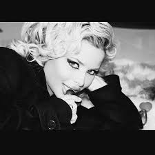 My Soulful Sunday a la vintage. #photography #model #model…