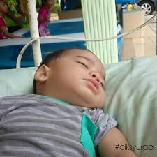 Berikut adalah cara buang kahak bayi yang mengalami batuk, selsema, atau hidung tersumbat. Dah 3 Kali Jumpa Doktor Akhirnya Ini Rawatan Batuk Berkahak Bayi