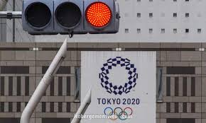 Olimpiyatları'nın önündeki en büyük engellerden biri, milyarlarca dolarını kaybetmek istemeyen sponsorları ikna etme sorunu gibi görünüyor. Tokyo Olimpiyatlari Yerel Taraftarlarin Asi Veya Negatif Covid Testi Kaniti Gostermeleri Gerekebilir