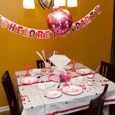 Now everyone will be ready for your first night on the town! Pink And Purple Dinner Plates