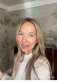 Creating Stunning Wall Murals: Final Phase Explained