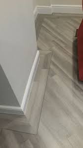 Pin By Rondi On Amtico Spacia Nordic Oak Fitted At A 45 Degree Angle With Border And Feature Strip Floor Design House Flooring Wood Tile Floors