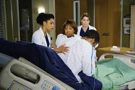 Hector elizondo talks about his role as mr. Grey S Anatomy Season 11 Episode 12 Review The Great Pretender Tv Fanatic