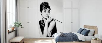 Audrey Hepburn In Breakfast At Tiffanys Wall Murals Online Photowall Breakfast at tiffany's is a 1961 american romantic comedy film directed by blake edwards, written by george axelrod, adapted from truman capote's 1958 novella of the same name. audrey hepburn in breakfast at tiffanys